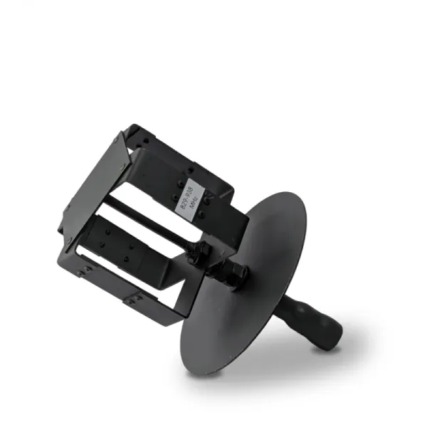 Quadrifilar Moxon antenna 890–1150 MHz